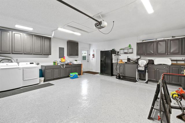 630 NE 15th Place, Boynton Beach, FL 33435
