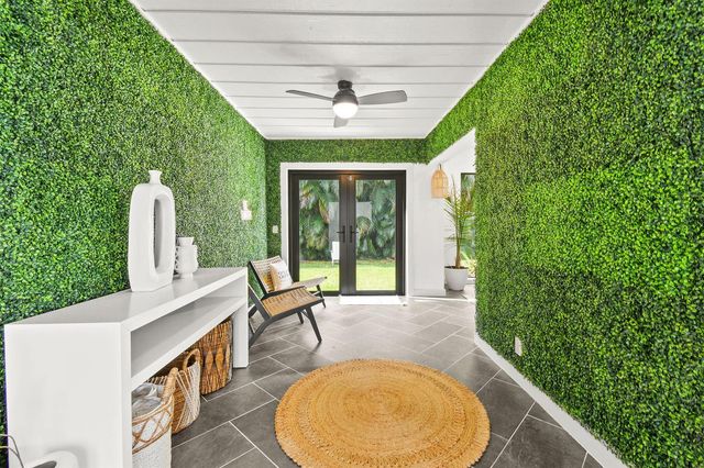 630 NE 15th Place, Boynton Beach, FL 33435