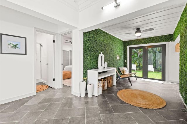 630 NE 15th Place, Boynton Beach, FL 33435