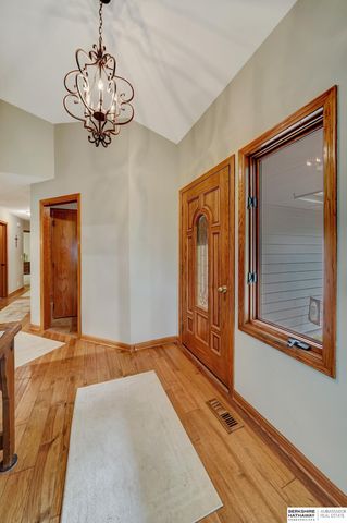 19425 Hilltop Drive, Gretna, NE 68028