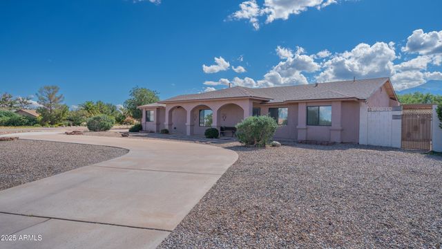 4064 S COMANCHE Drive, Sierra Vista, AZ 85650