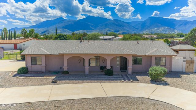 4064 S COMANCHE Drive, Sierra Vista, AZ 85650