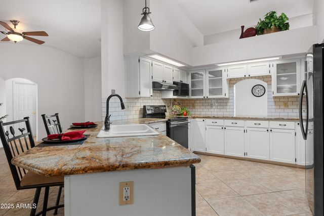 4064 S COMANCHE Drive, Sierra Vista, AZ 85650