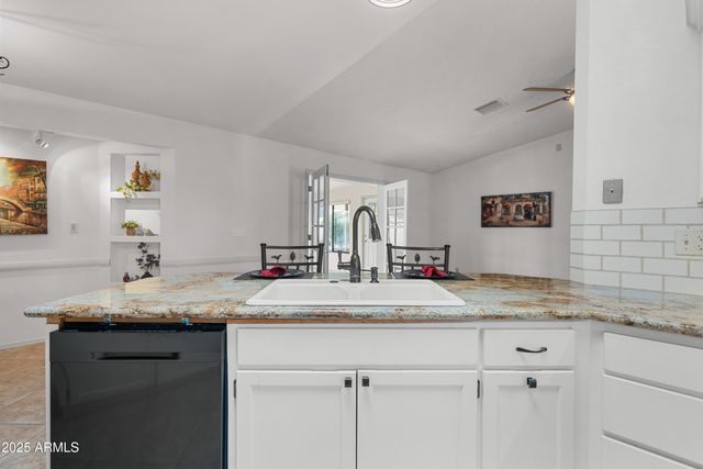 4064 S COMANCHE Drive, Sierra Vista, AZ 85650