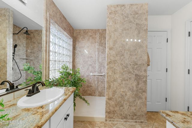 4064 S COMANCHE Drive, Sierra Vista, AZ 85650