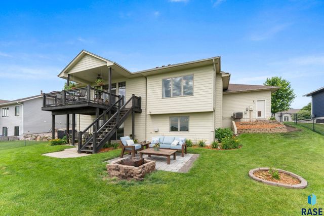 3904 S Harmony Dr Drive, Sioux Falls, SD 57110