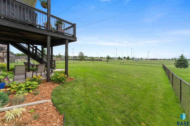 3904 S Harmony Dr Drive, Sioux Falls, SD 57110