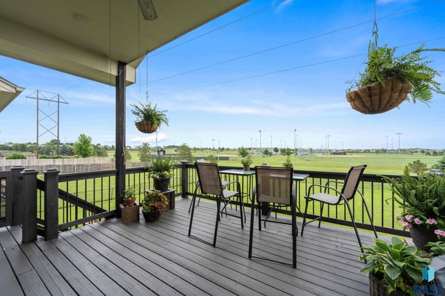 3904 S Harmony Dr Drive, Sioux Falls, SD 57110