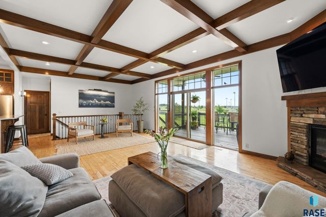 3904 S Harmony Dr Drive, Sioux Falls, SD 57110