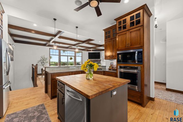 3904 S Harmony Dr Drive, Sioux Falls, SD 57110