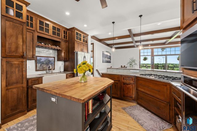 3904 S Harmony Dr Drive, Sioux Falls, SD 57110
