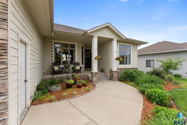 3904 S Harmony Dr Drive, Sioux Falls, SD 57110