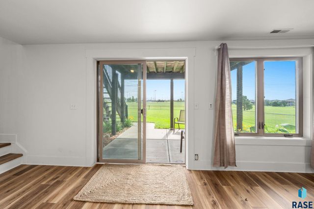 3904 S Harmony Dr Drive, Sioux Falls, SD 57110