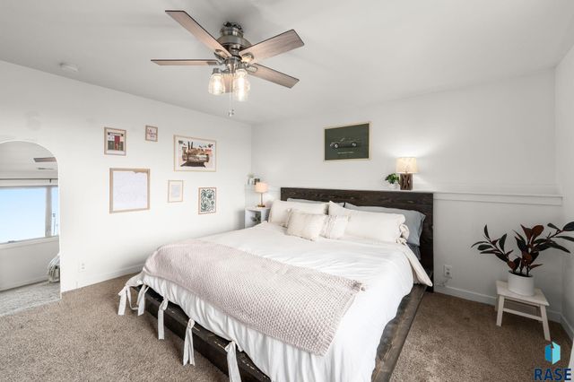 3904 S Harmony Dr Drive, Sioux Falls, SD 57110