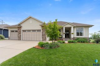 3904 S Harmony Dr Drive, Sioux Falls, SD 57110