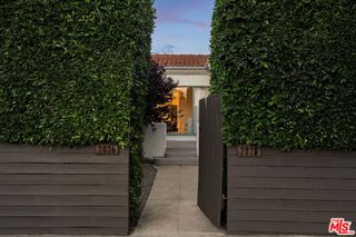 2826 Somerset Drive, Los Angeles, CA 90016