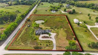 1593 N 150 Road, Baldwin City, KS 66006