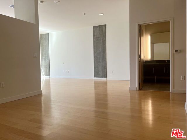 1100 S Hope Street 1704, Los Angeles, CA 90015