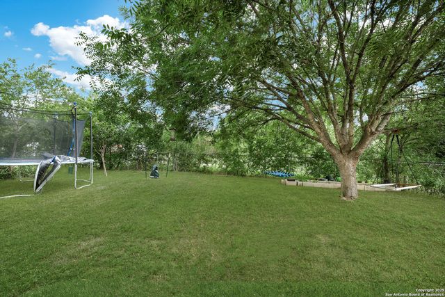 1103 Hidden Pond, San Antonio, TX 78227