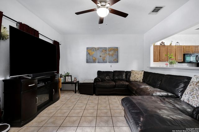 1103 Hidden Pond, San Antonio, TX 78227