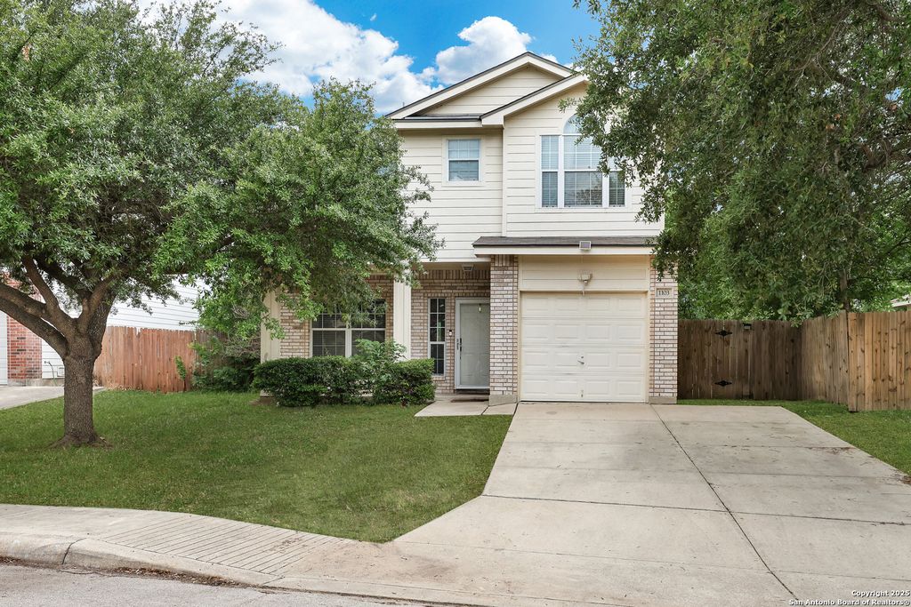 1103 Hidden Pond, San Antonio, TX 78227