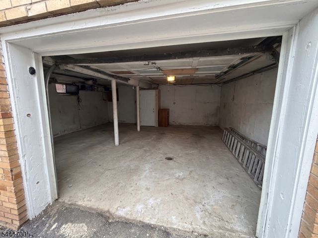 236 Alexander St, Newark City, NJ 07106