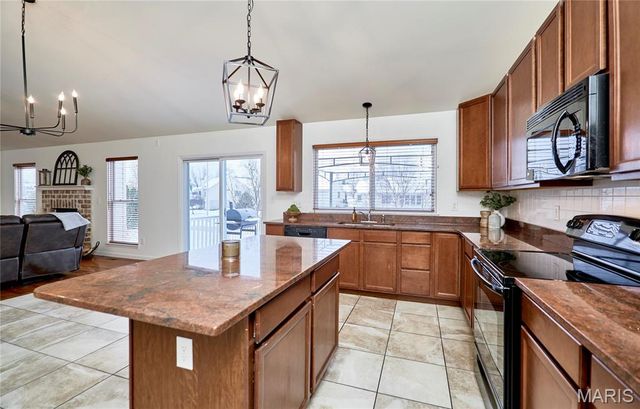 3 Jamesport Court, O'fallon, MO 63366