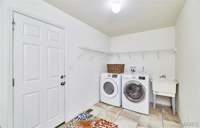 3 Jamesport Court, O'fallon, MO 63366