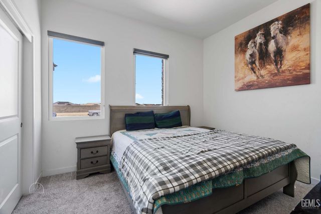 1215 Brookline Lane, Bakersfield, CA 93314