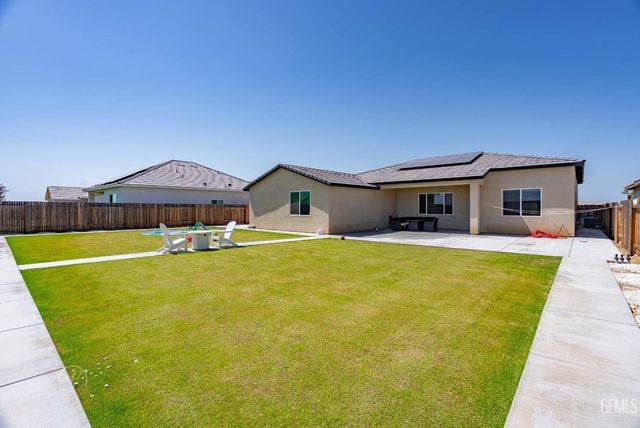 1215 Brookline Lane, Bakersfield, CA 93314