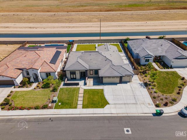 1215 Brookline Lane, Bakersfield, CA 93314