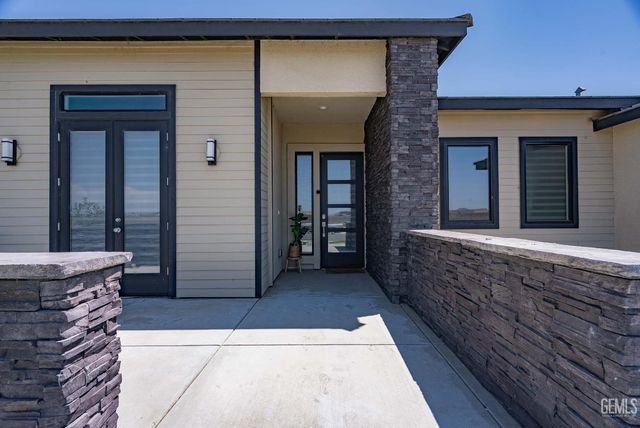 1215 Brookline Lane, Bakersfield, CA 93314