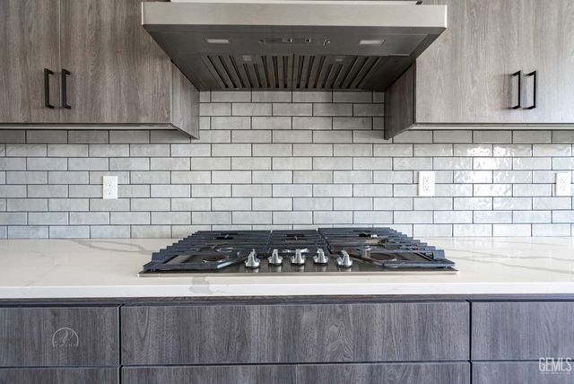 1215 Brookline Lane, Bakersfield, CA 93314