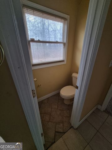 6235 Short Road, Fairburn, GA 30213