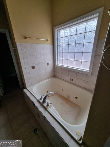 6235 Short Road, Fairburn, GA 30213