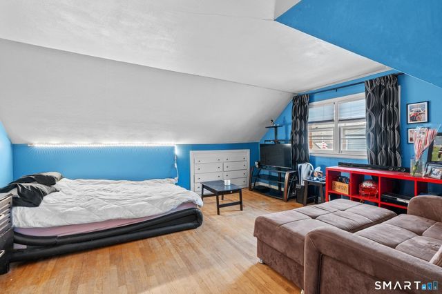 25 Lewis Lane, West Hartford, CT 06110