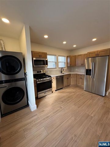 904 Kilsyth Road 1, Elizabeth, NJ 07208