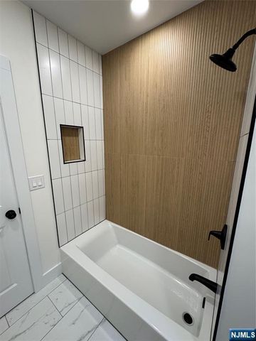 904 Kilsyth Road 1, Elizabeth, NJ 07208