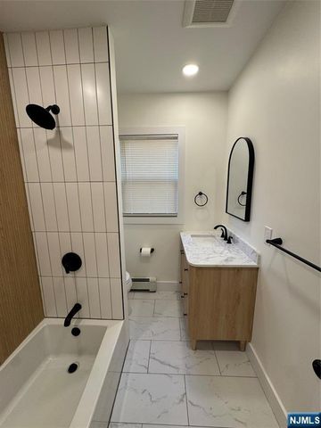 904 Kilsyth Road 1, Elizabeth, NJ 07208