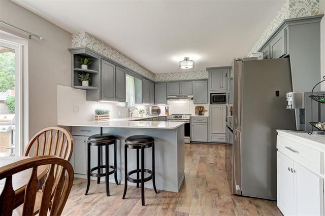 508 Ridge Road, Edmond, OK 73034