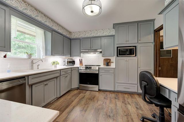 508 Ridge Road, Edmond, OK 73034