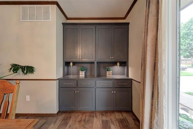 508 Ridge Road, Edmond, OK 73034