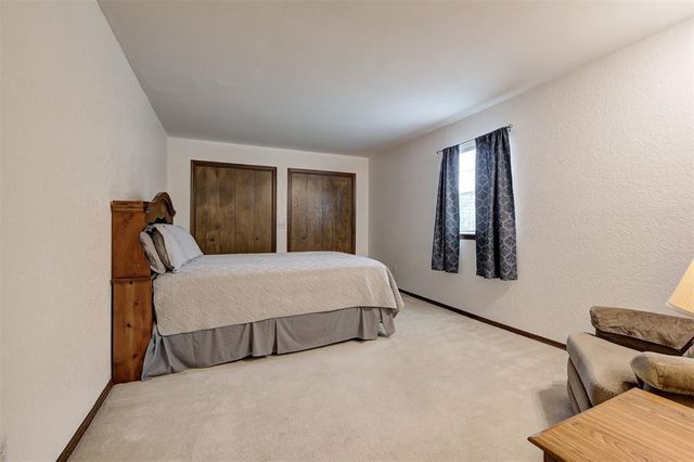 508 Ridge Road, Edmond, OK 73034