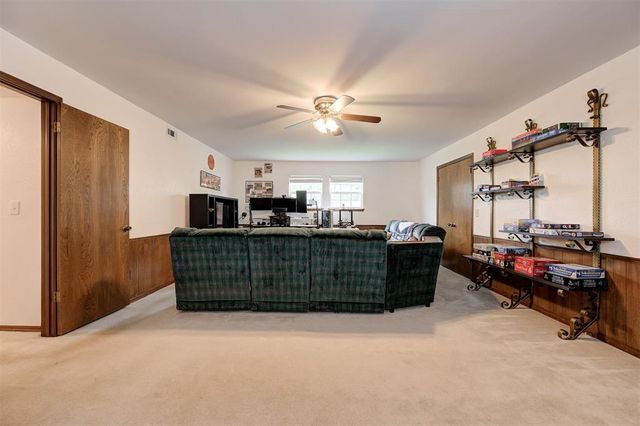 508 Ridge Road, Edmond, OK 73034