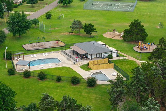 508 Ridge Road, Edmond, OK 73034