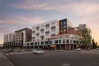 21010 Erwin Street 623, Woodland Hills, CA 91367
