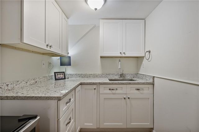 2509 Sharondale Drive NE, Atlanta, GA 30305