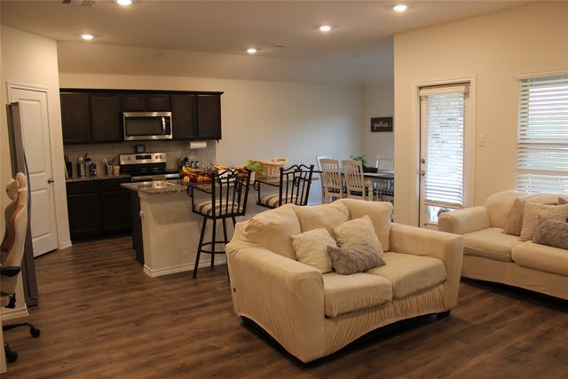 2416 Karnack Drive, Forney, TX 75126