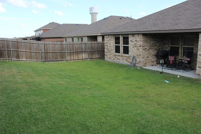 2416 Karnack Drive, Forney, TX 75126