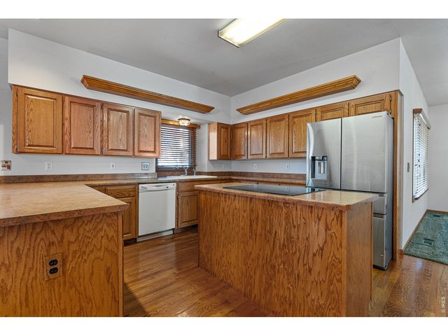 1051 Milner Ave, Loveland, CO 80537